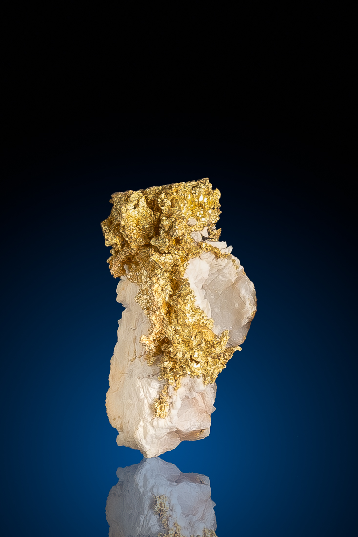 (image for) Brilliant Elongated Natural Gold and Crystalline Quartz Specimen - California